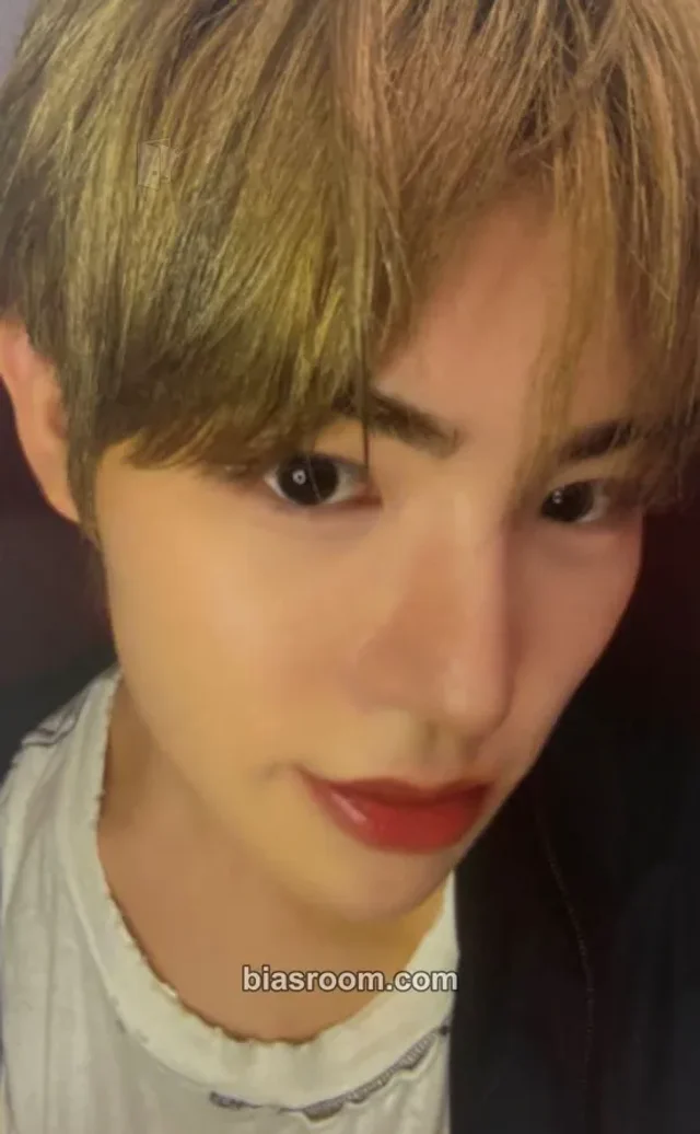 Minje KickFlip KICK OFF THE WALL Pt 1 K-pop photocard