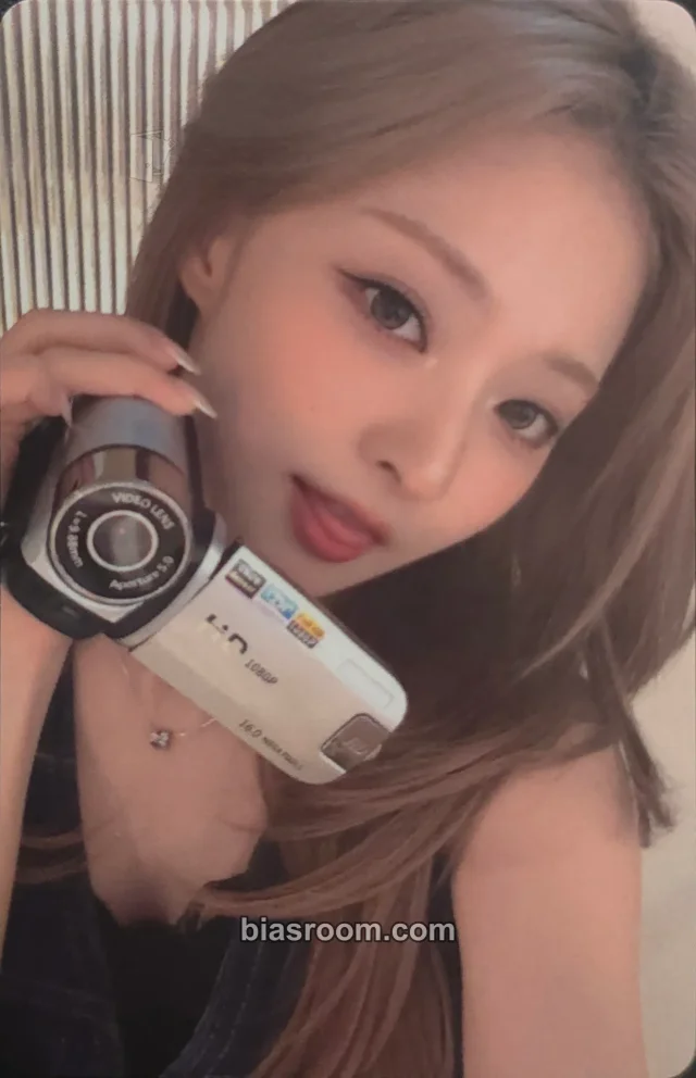 Nagyung fromis_9 Glow ME K-pop photocard