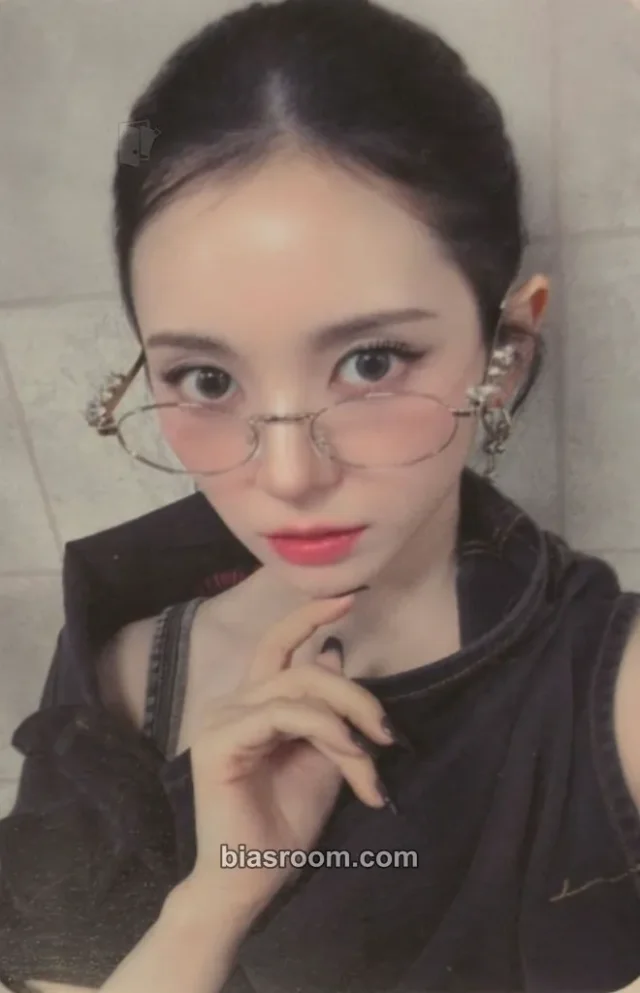 Photocard K-pop de Mashiro MADEIN Girl Meets Boy