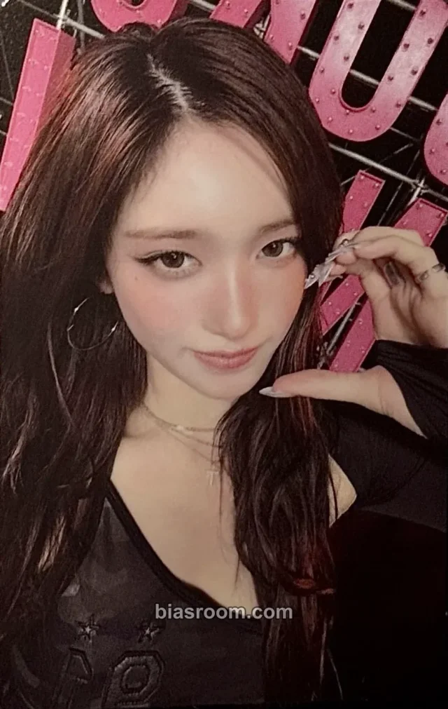 Leeseo IVE Looks Can Kill K-pop photocard