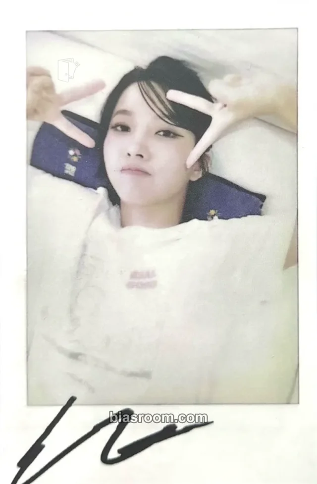 Soyeon i-dle What a Wonderful Life K-pop photocard