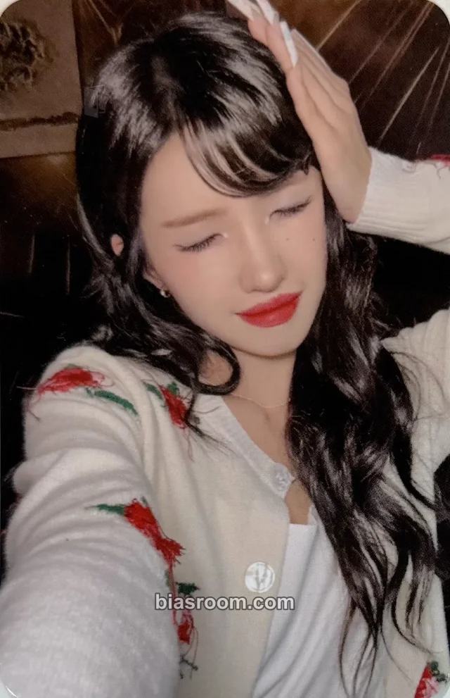 Soyeon i-dle What a Wonderful Life K-pop photocard
