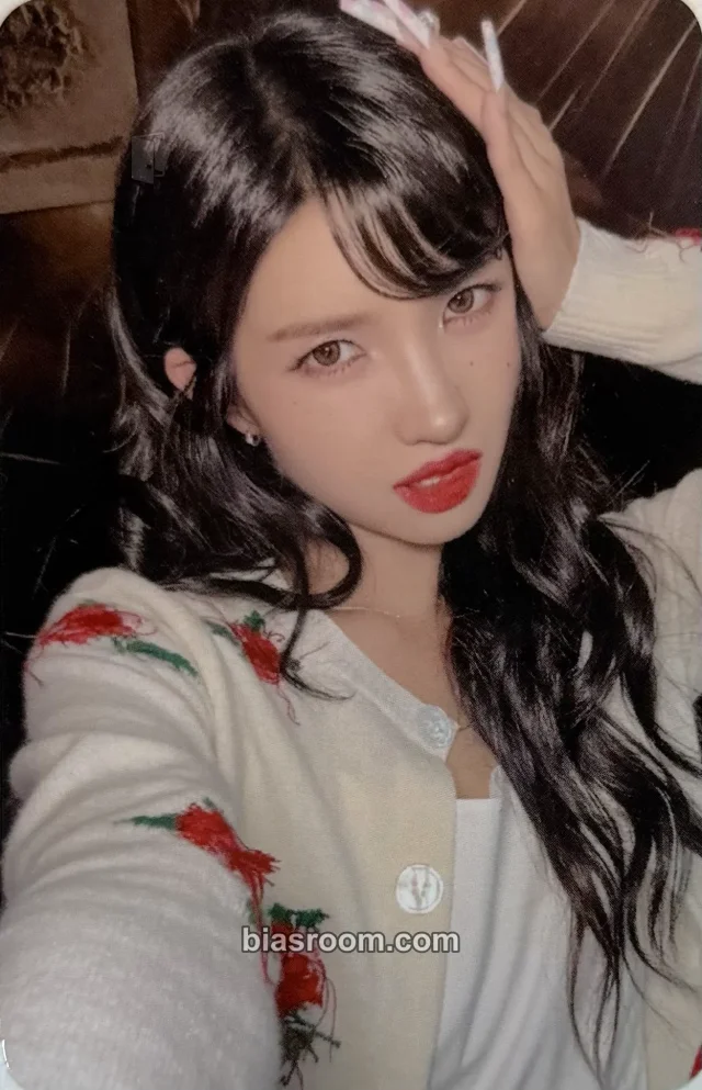 Soyeon i-dle What a Wonderful Life K-pop photocard