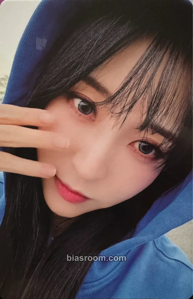 Moonbyul MAMAMOO Moonbyul Concert Tour [MUSEUM : village of eternal glow - Live House] K-pop photocard