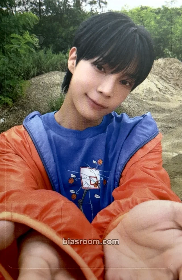 Dongheon VERIVERY CONFETTI K-pop photocard