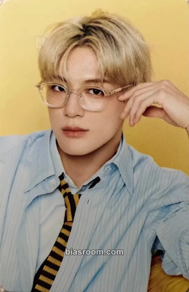 Jeno NCT DREAM 2026 Season’s Greetings K-pop photocard