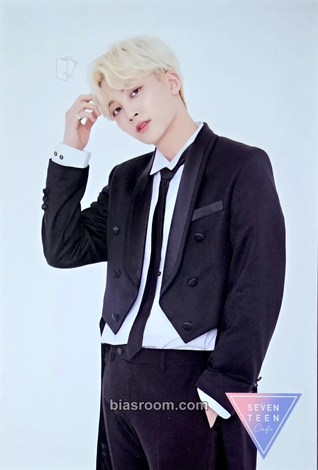 Jeonghan SEVENTEEN SEVENTEEN CAFE IN JAPAN [2019] K-pop photocard