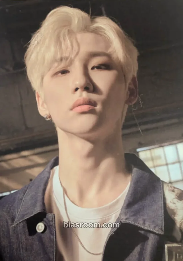 Photocard K-pop di Woong AB6IX B:COMPLETE
