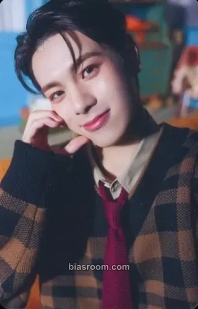 Ayuta DXTEEN Snowin' (Special Edition) K-pop photocard