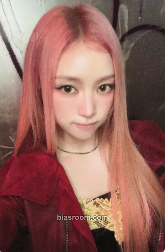 Narin MEOVV GO HARD K-pop Photocard