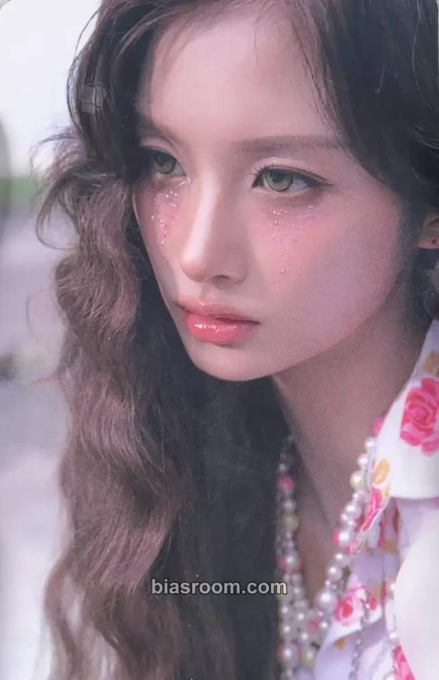 Sullyoon NMIXX Strange Muse K-pop photocard