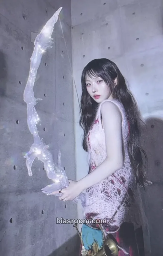 Haewon NMIXX Strange Muse K-pop photocard
