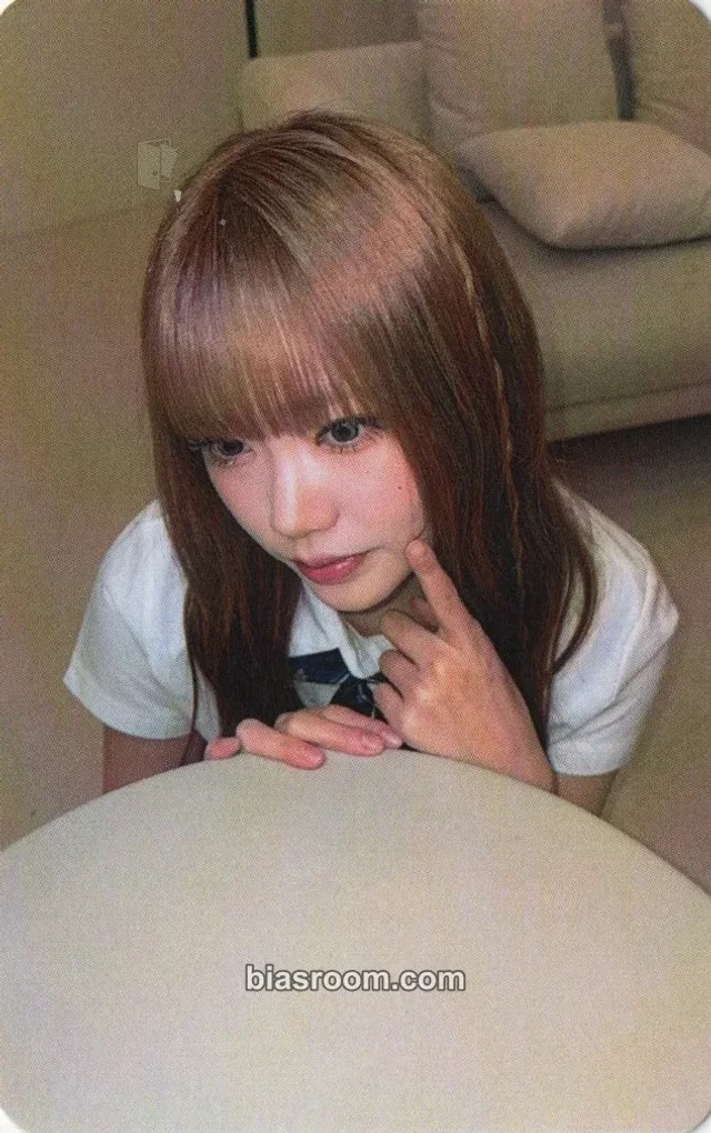 Chaei HEART OF WOMAN Heart Byte : LEGACY K-pop photocard