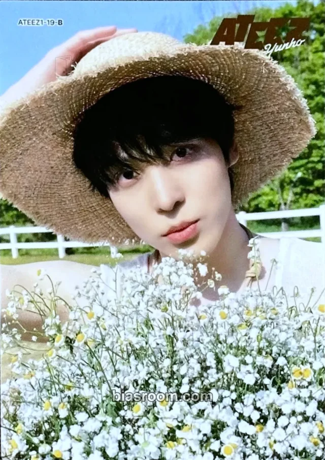 Yunho ATEEZ MIIMCA × ATEEZ K-pop Photocard