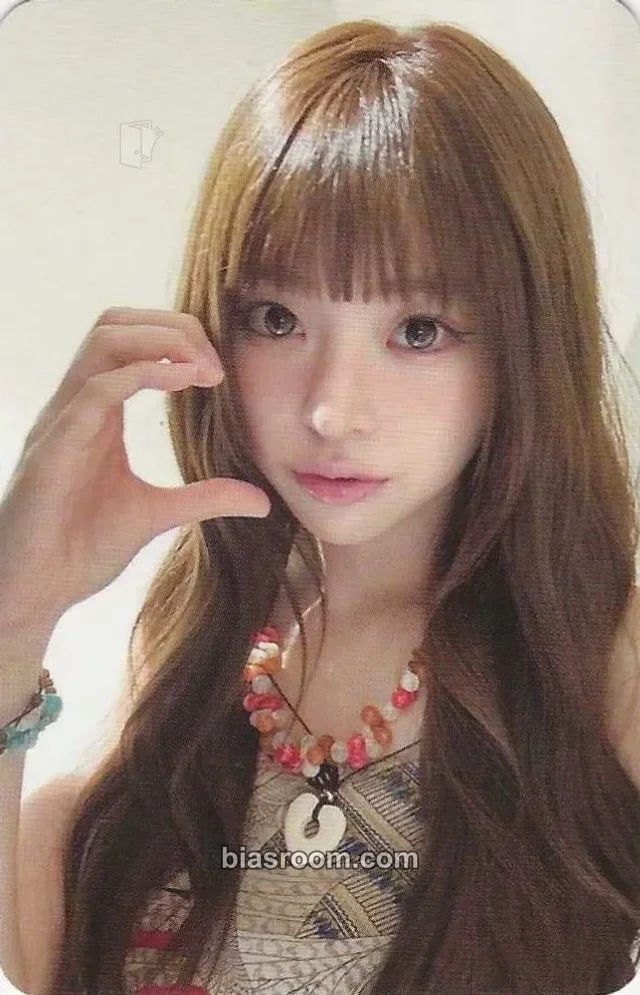 Jihyun HEART OF WOMAN Heart Byte : LEGACY K-pop photocard
