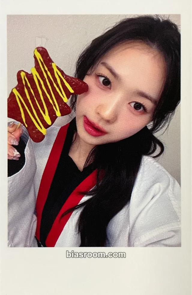 Soomin tripleS Beyond Beauty K-pop photocard