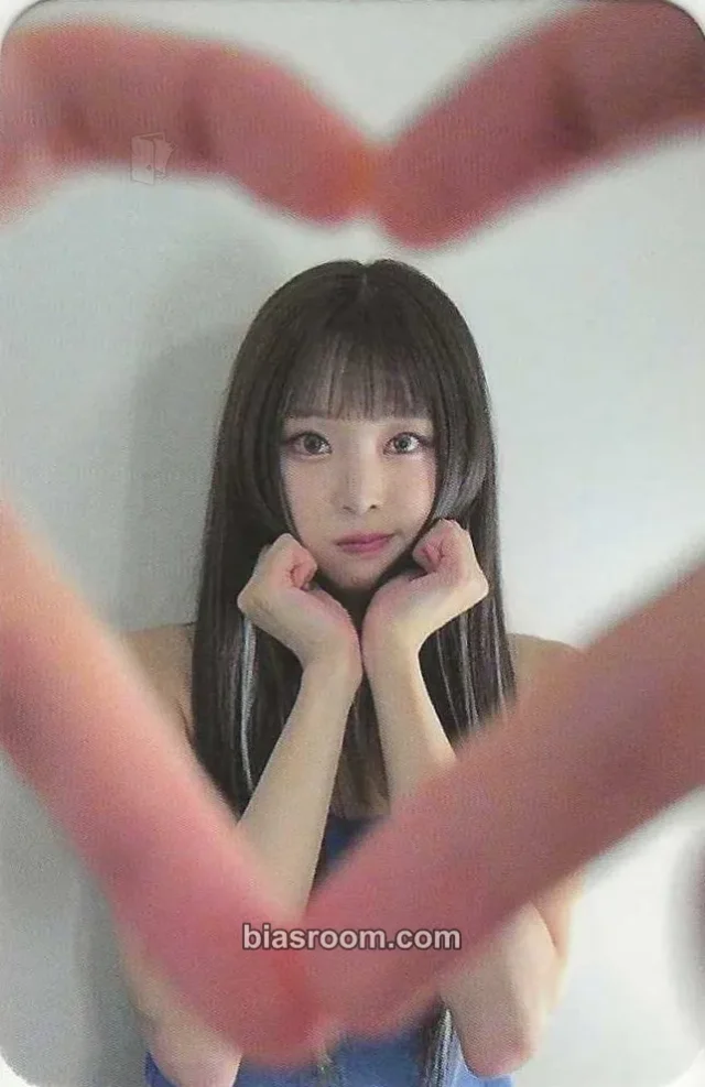 Jihyun HEART OF WOMAN Heart Byte : LEGACY K-pop photocard