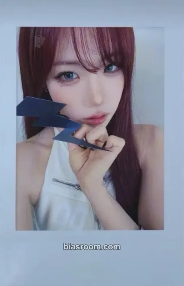 Nakyoung tripleS LOVE&POP pt.2 K-pop photocard