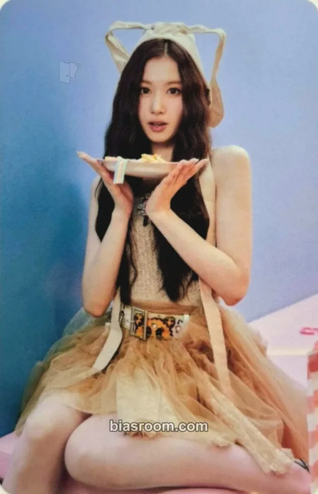 Photocard K-pop Sana TWICE TWICE The Thrill (11th Anniversary Pop-Up)