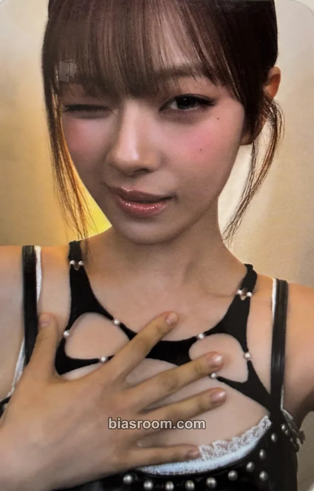Photocard K-pop Jeongyeon TWICE <THIS IS FOR> WORLD TOUR FINALE in SEOUL - LIVE