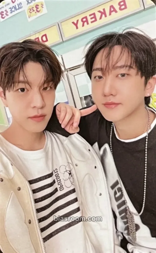 Photocard K-pop di Stray Kids ODD&FRESH Pop-Up Store