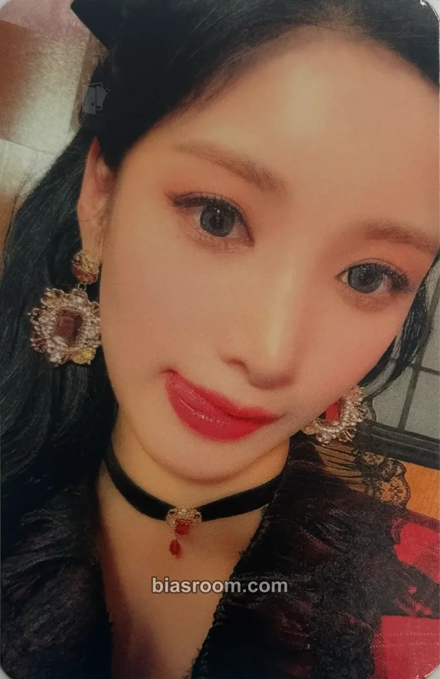 Yuki PURPLE KISS Cabin Fever K-pop photocard