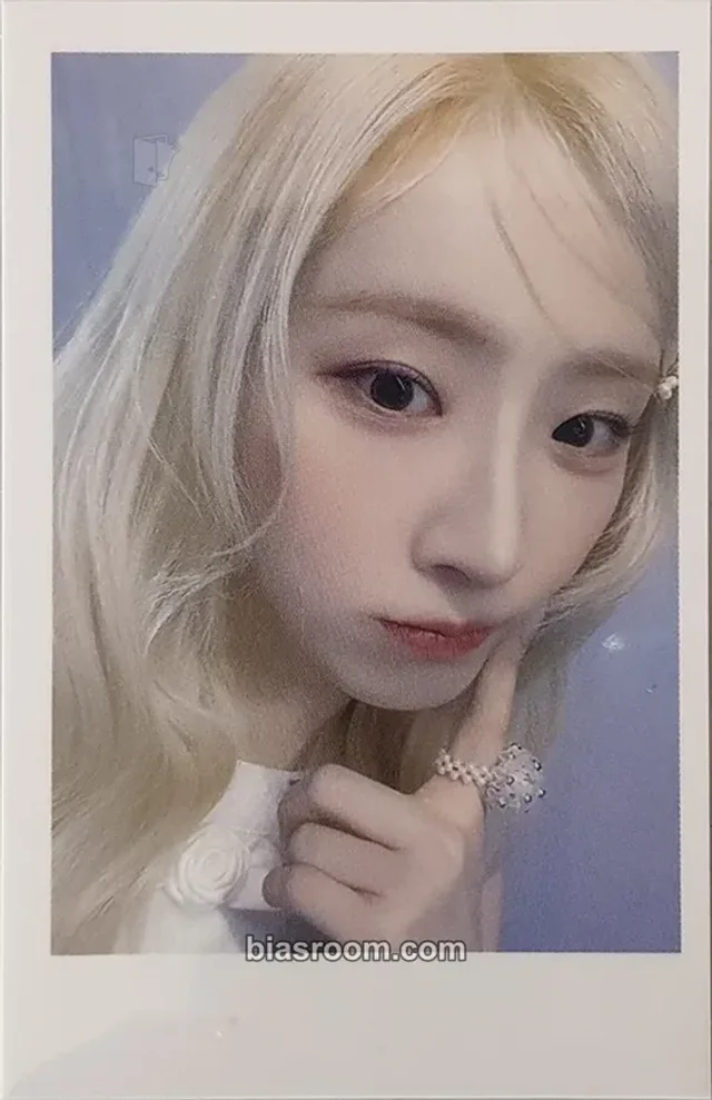 Photocard K-pop di HaSeul ARTMS HaSeul Afterglow Fansign Event