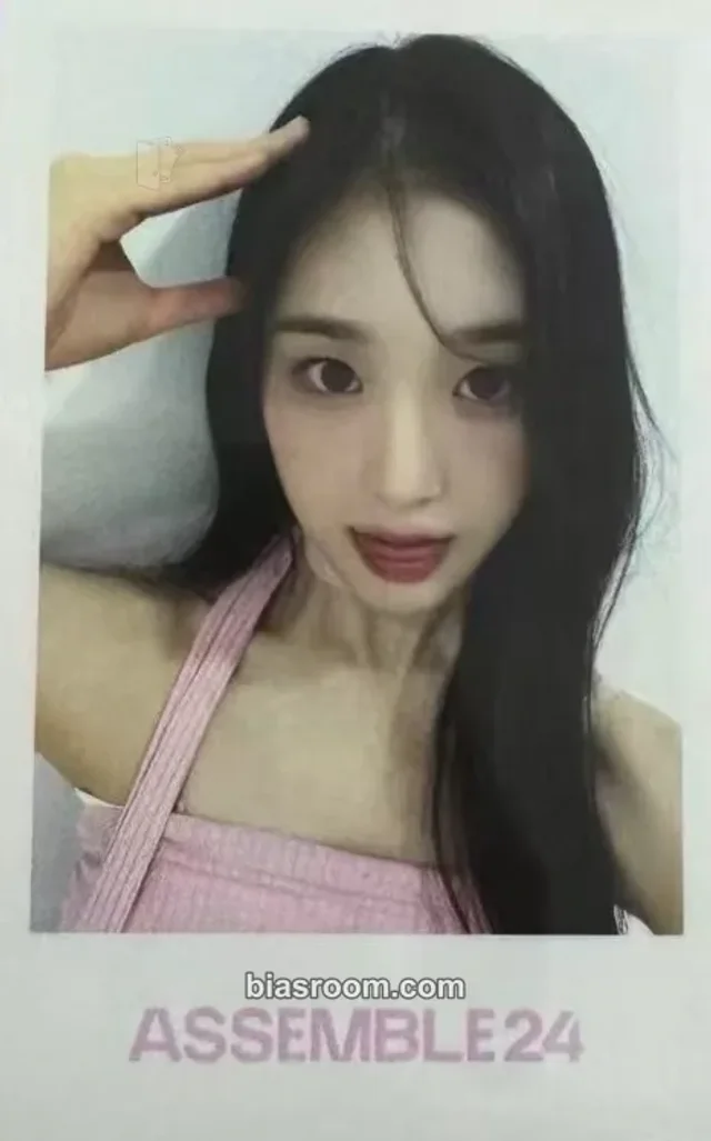 Jiyeon tripleS Assemble24 K-pop photocard