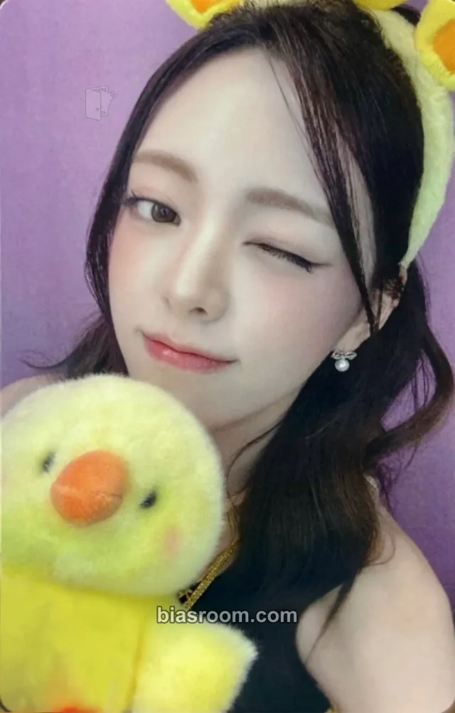 Photocard K-pop Yuna ITZY Ice Cream