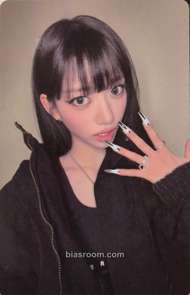 Photocard K-pop Sooin MEOVV GO HARD