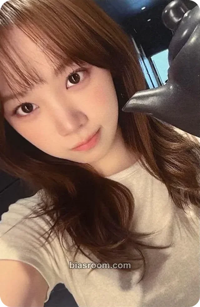 Kim Chaewon LE SSERAFIM Pureflow Tour (2026) K-pop Photocard