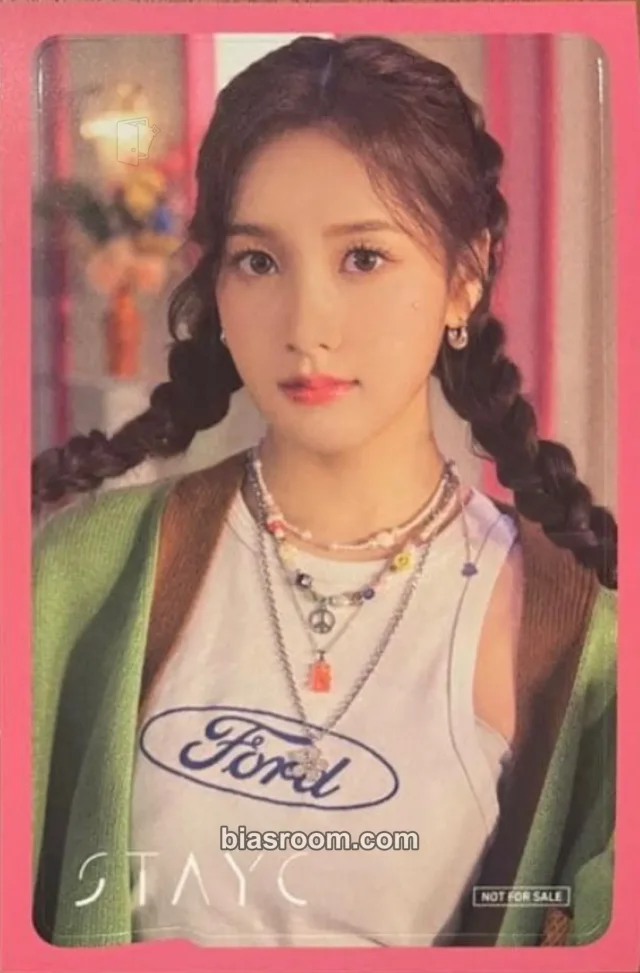 J STAYC Teddy Bear (Japanese Ver.) K-pop photocard