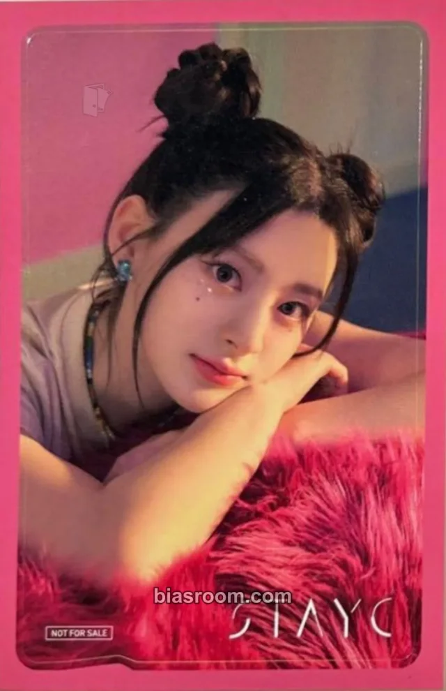 Seeun STAYC Teddy Bear (Japanese Ver.) K-pop photocard