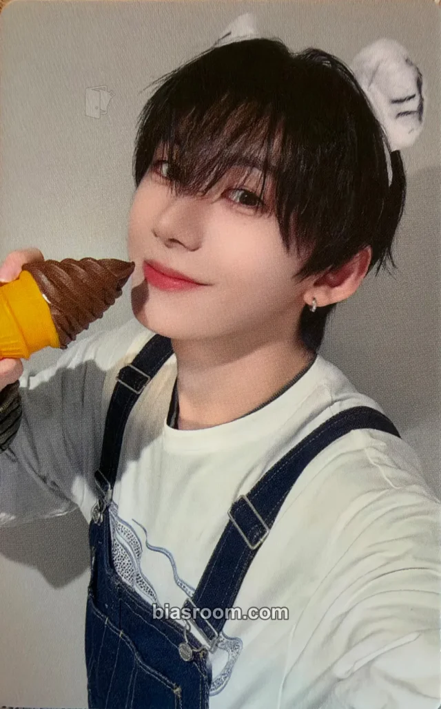 Han AHOF The Passage K-pop photocard
