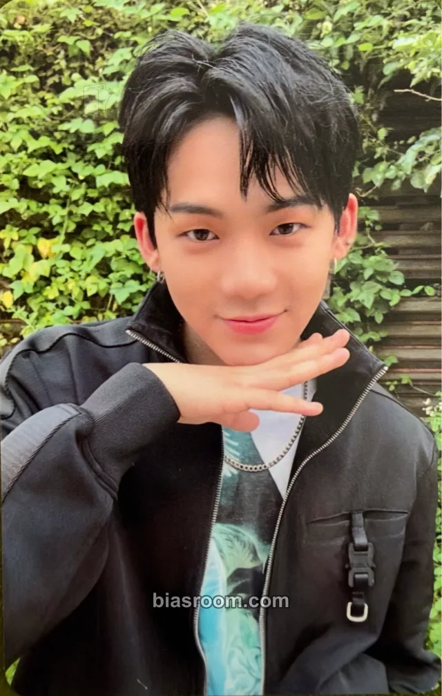 Choi Hyunsuk TREASURE THE FIRST STEP: CHAPTER TWO K-pop photocard