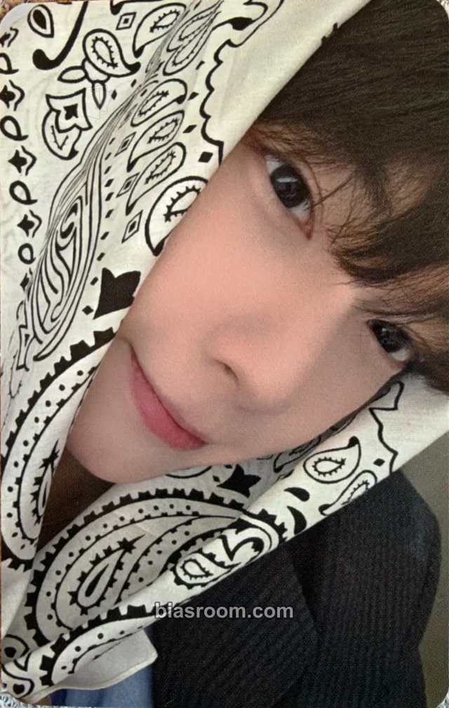 Chuei Li Yu FLARE U LOVEHOOD K-pop photocard