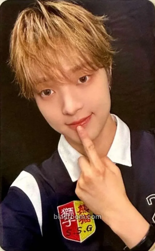 EJ &TEAM Mark on Me K-pop Photocard