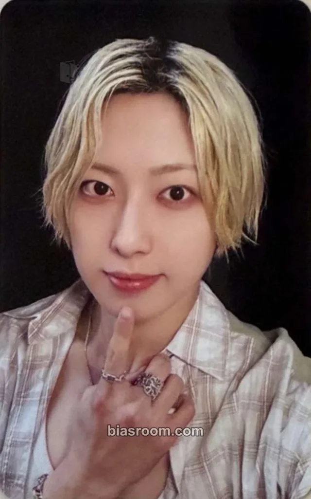 Photocard K-pop di Fuma &TEAM Mark on Me
