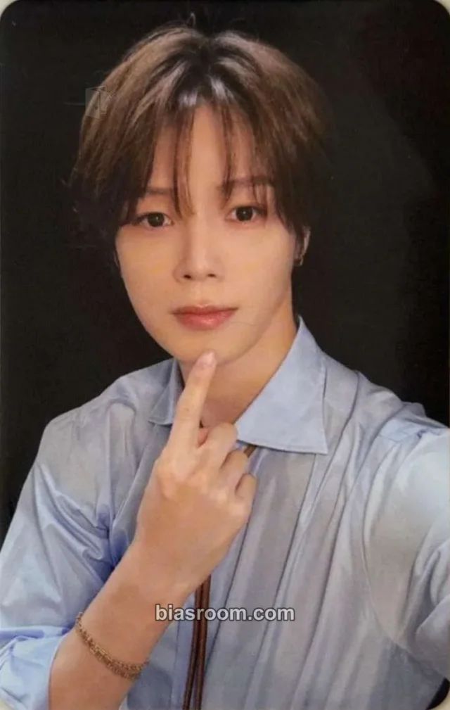 Photocard K-pop di K &TEAM Mark on Me