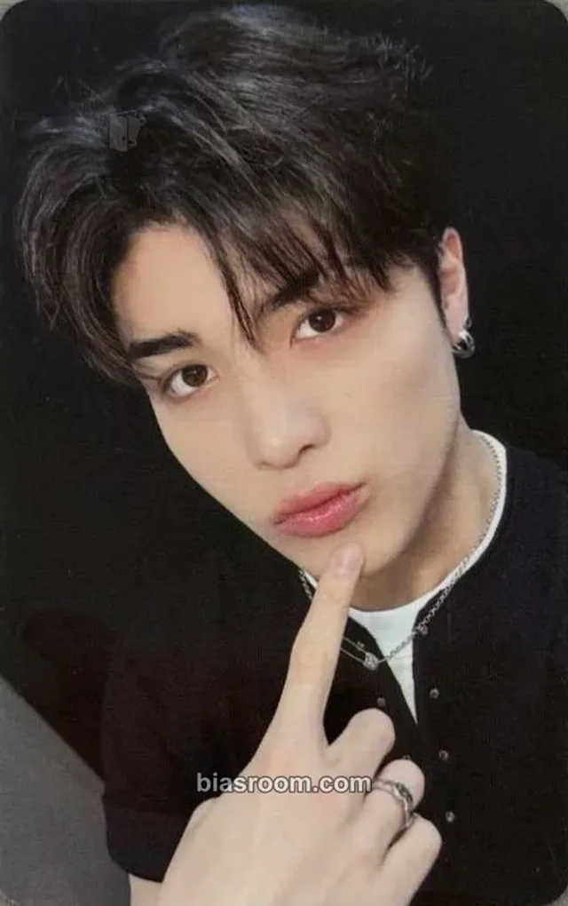 Photocard K-pop di Maki &TEAM Mark on Me