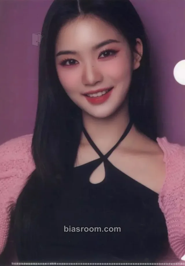 Isa STAYC Japan Debut Showcase -Star To A Young Culture- K-pop 포토카드