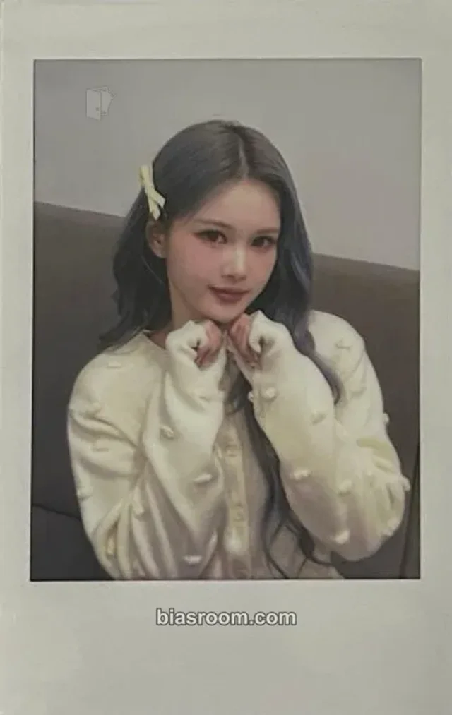 Mayu tripleS Special Japan Online Lottery K-pop photocard