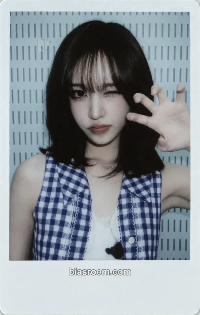 Liz IVE REVIVE+ K-pop photocard