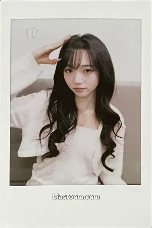 Shion tripleS Special Japan Online Lottery K-pop photocard
