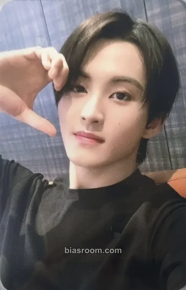 Mark NCT DREAM 8TH NCT DREAM Anniversary MD K-pop photocard