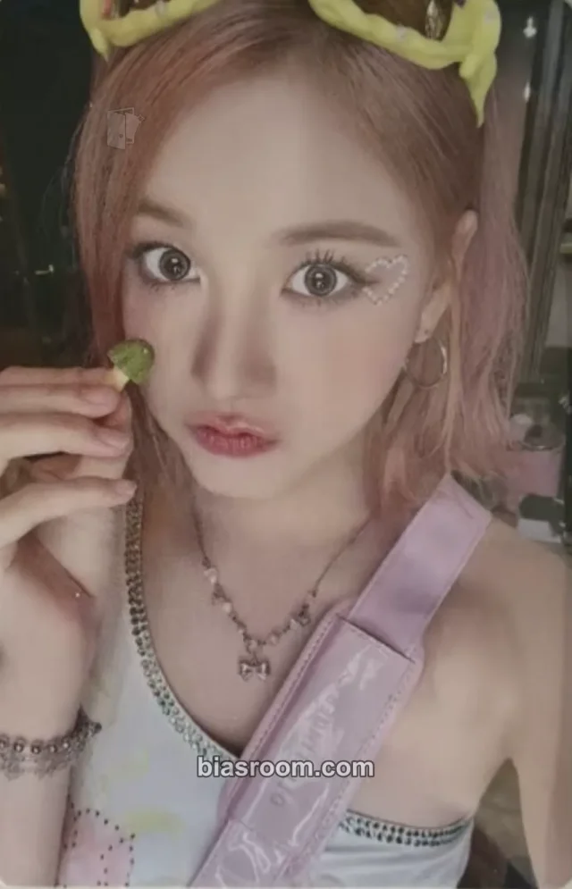 J STAYC MEOW / Cheeky Icy Thang (Japanese Ver.) K-pop 小卡