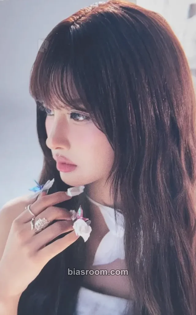 Sullyoon NMIXX Strange Muse K-pop photocard