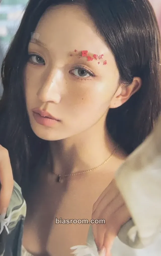 Haewon NMIXX Strange Muse K-pop photocard