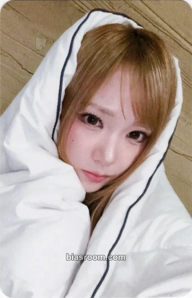 Chaei HEART OF WOMAN Heart Byte : LEGACY K-pop photocard