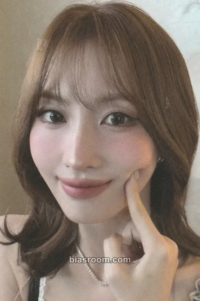 Photocard K-pop Momo TWICE <THIS IS FOR> WORLD TOUR FINALE in SEOUL - LIVE